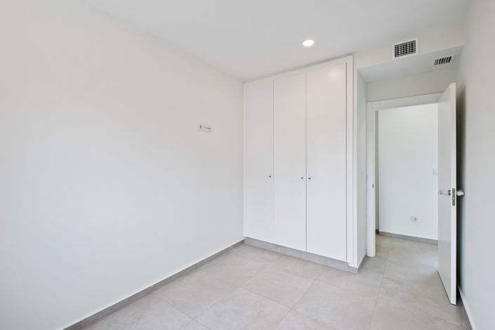 Image No.29-2 Bed Apartment for sale