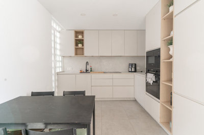 b98le8d7m9k3degpefzhs0lif8u4xzvzhwxtmggyekxx9