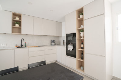 b98le8d7m9k3degpefzhs0lif8u4xzvzhwxtmggyekxx9