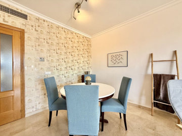 b98le8d7m9k3degpefzhs0lif8u4xzvzhwxtmggyekxx9