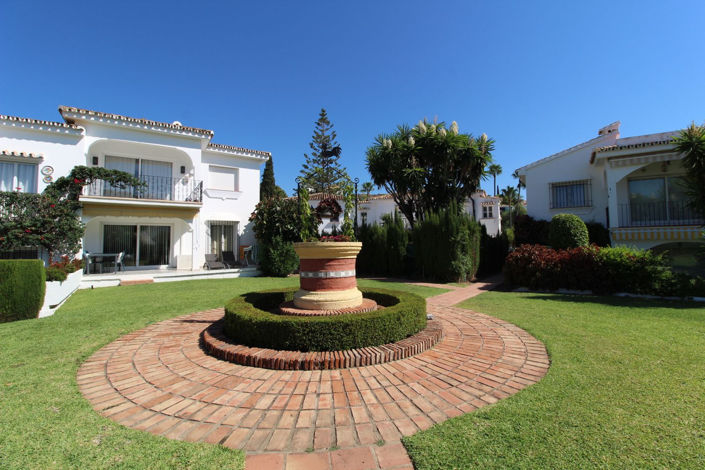 Image No.20-2 Bed Property for sale