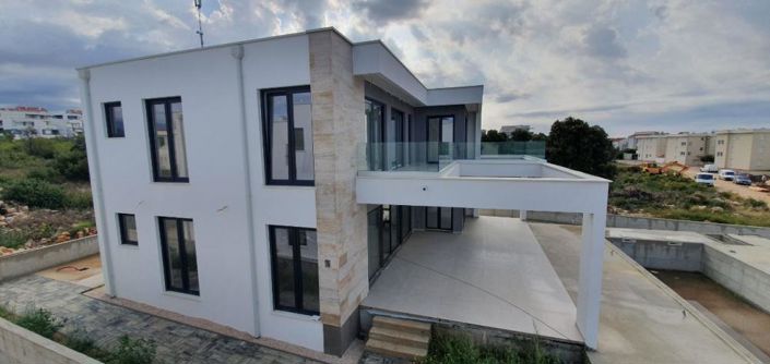 Image No.10-Propriété de 4 chambres à vendre à Pag