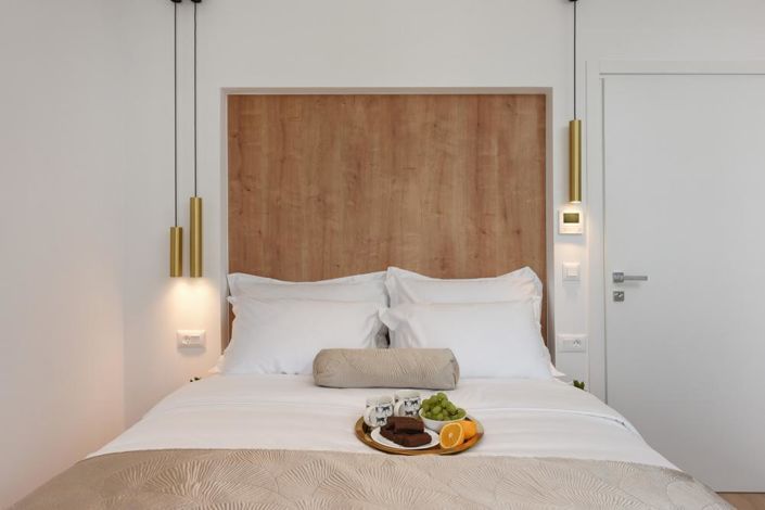 Image No.11-4 Bed Property for sale