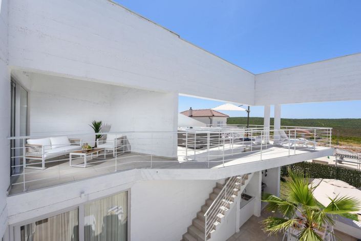 Image No.6-4 Bed Property for sale