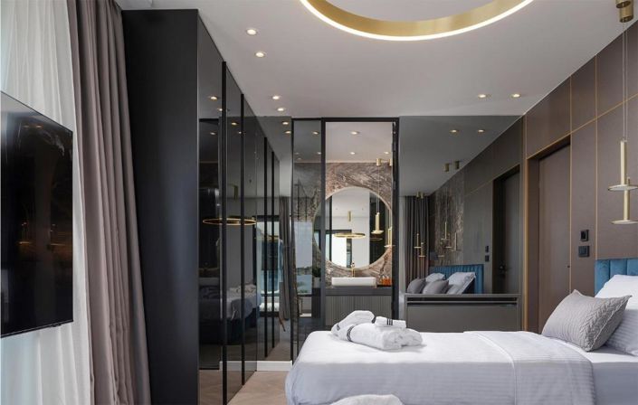 Image No.25-4 Bed Property for sale