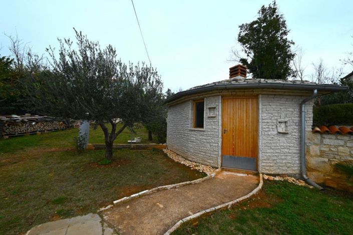 Image No.11-Propriété de 11 chambres à vendre à Medulin