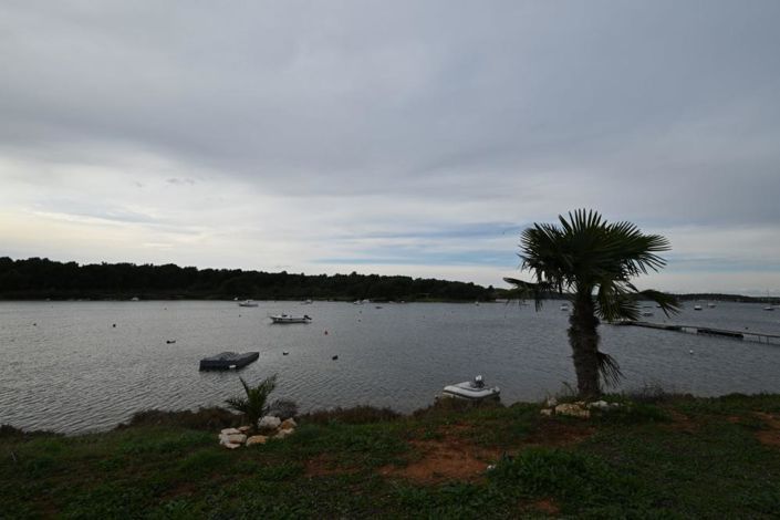 Image No.2-Propriété de 11 chambres à vendre à Medulin