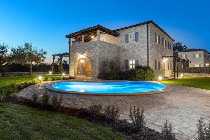 Image No.4-Propriété à vendre à Tinjan