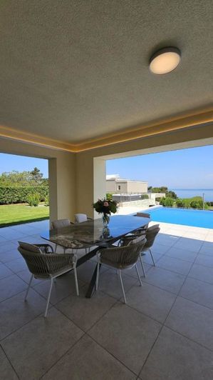 Image No.22-Propriété de 5 chambres à vendre à Umag