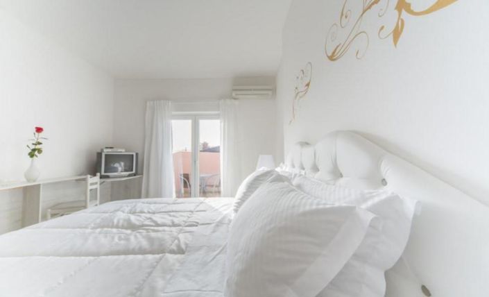 Image No.4-Propriété de 10 chambres à vendre à Umag