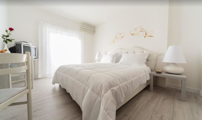 Image No.5-Propriété de 10 chambres à vendre à Umag