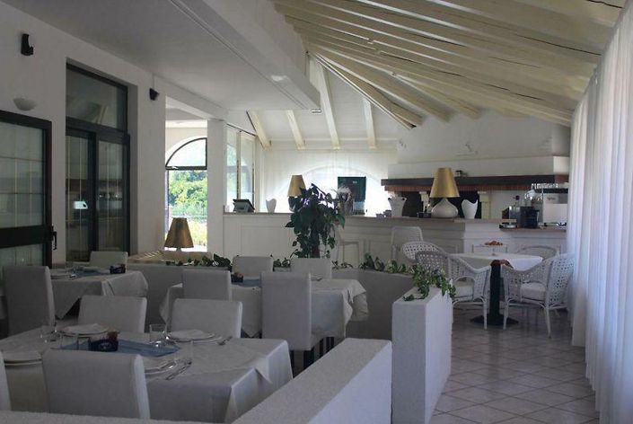 Image No.9-Propriété de 10 chambres à vendre à Umag