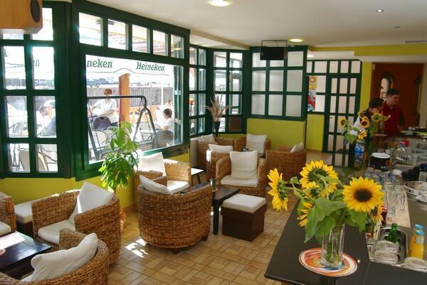 Image No.9-21 Bed Property for sale