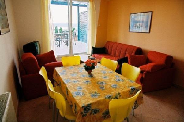 Image No.5-Propriété de 10 chambres à vendre à Primorje-Gorski Kotar