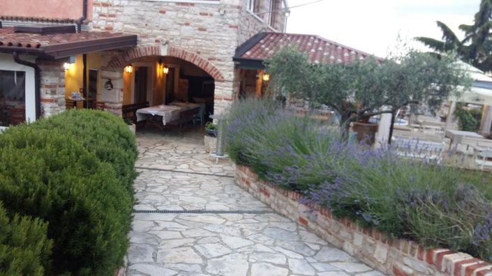 Image No.3-Propriété à vendre à Umag