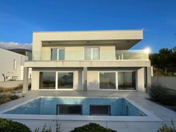 1 - Primorje-Gorski Kotar, Propriété