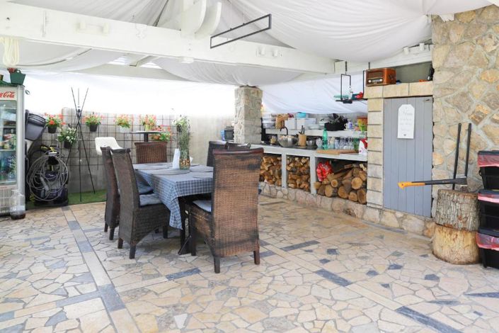 Image No.9-Propriété de 11 chambres à vendre à Croatie