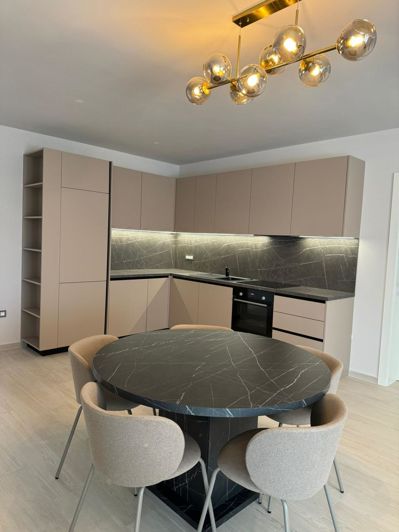 Image No.10-4 Bed Property for sale