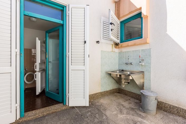 Image No.21-3 Bed Property for sale