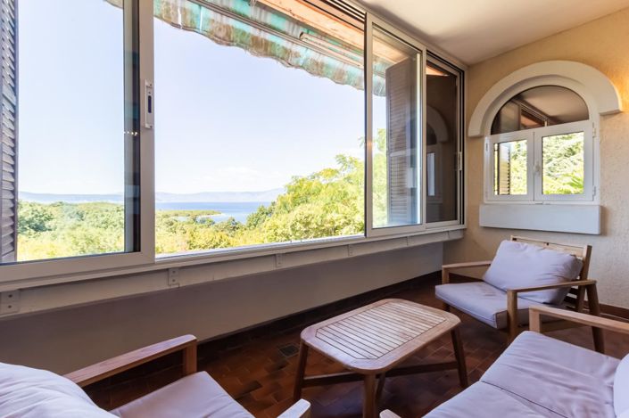 Image No.24-3 Bed Property for sale