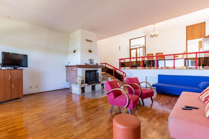 Image No.7-3 Bed Property for sale