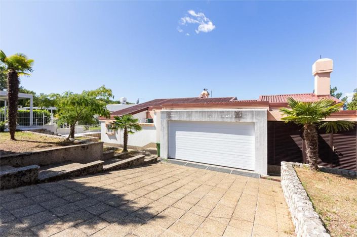 Image No.9-3 Bed Property for sale