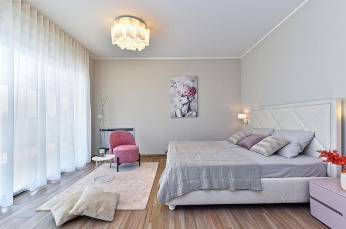 Image No.18-4 Bed Property for sale