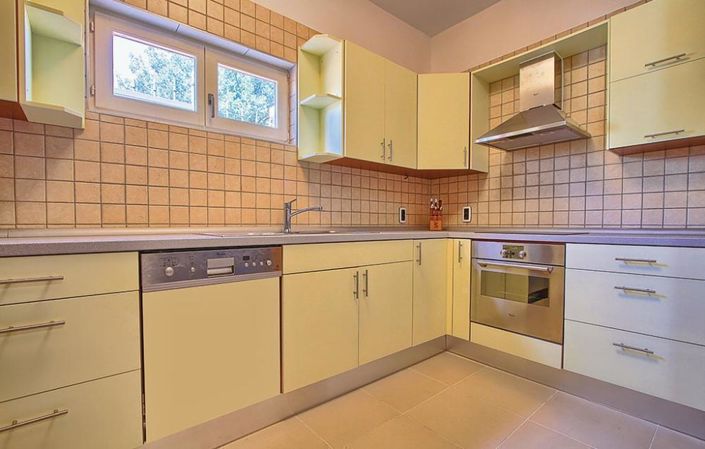 Image No.20-Propriété de 8 chambres à vendre à Porec