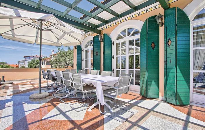 Image No.4-Propriété de 8 chambres à vendre à Porec