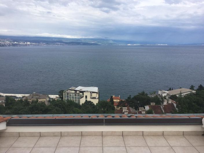 Image No.5-Propriété de 6 chambres à vendre à Opatija