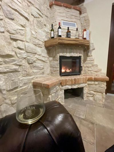 Image No.11-3 Bed Property for sale