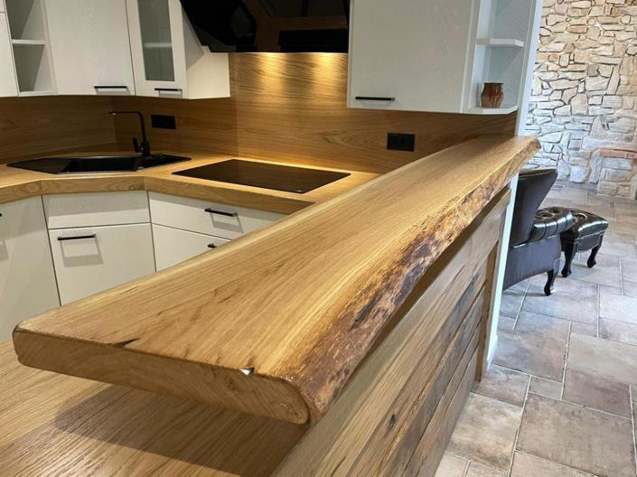 Image No.12-3 Bed Property for sale