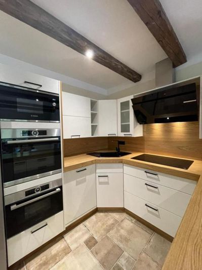 Image No.13-3 Bed Property for sale