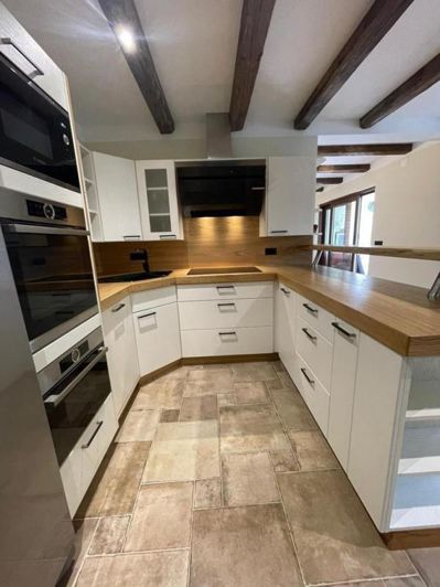 Image No.14-3 Bed Property for sale