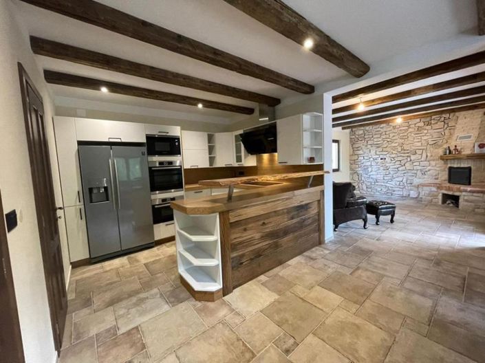 Image No.16-3 Bed Property for sale