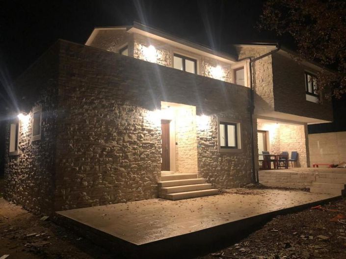 Image No.9-3 Bed Property for sale