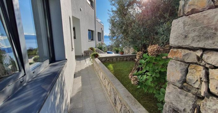 Image No.22-Propriété de 4 chambres à vendre à Kostrena