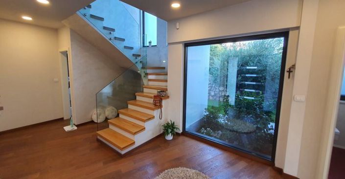 Image No.9-Propriété de 4 chambres à vendre à Kostrena