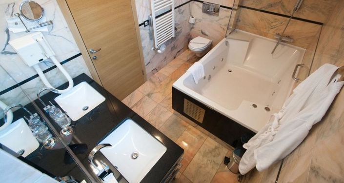 Image No.9-Propriété de 56 chambres à vendre à Split