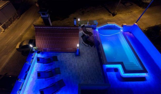 Image No.15-6 Bed Property for sale