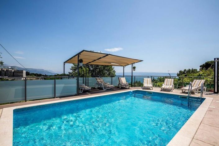 Image No.2-Propriété de 4 chambres à vendre à Split