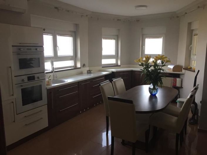 Image No.11-Propriété de 8 chambres à vendre à Vir