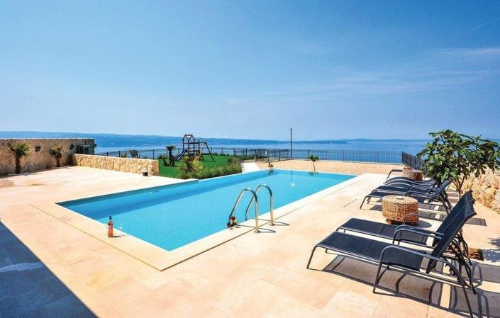 Image No.3-Propriété de 8 chambres à vendre à Split