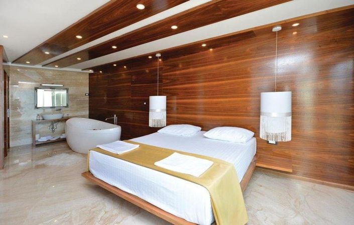 Image No.5-Propriété de 8 chambres à vendre à Split