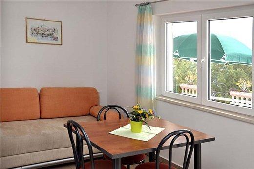 Image No.16-Propriété de 21 chambres à vendre à Lumbarda