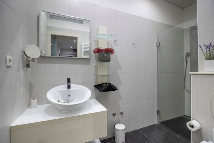 Image No.12-Propriété de 5 chambres à vendre à Rogoznica