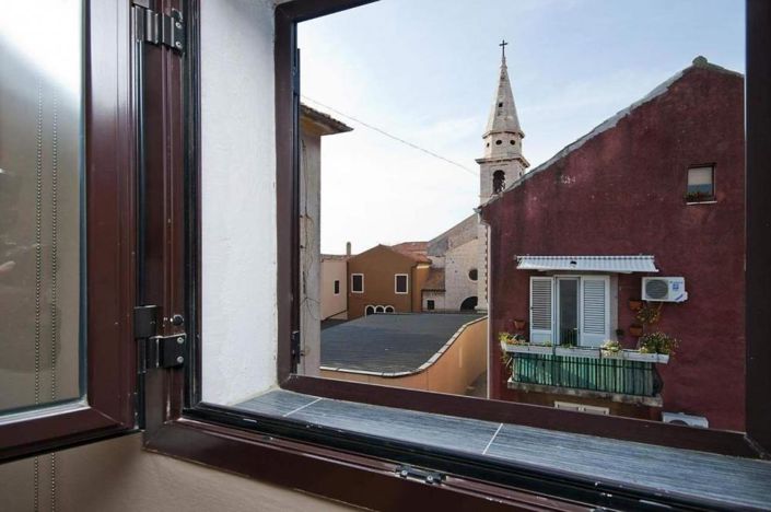 Image No.2-Propriété de 6 chambres à vendre à Croatie