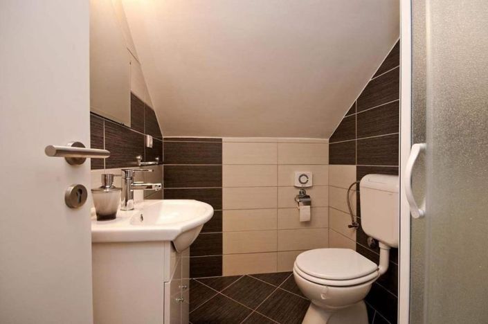 Image No.9-Propriété de 6 chambres à vendre à Croatie