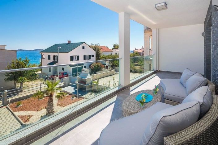 Image No.5-Propriété de 5 chambres à vendre à Rogoznica