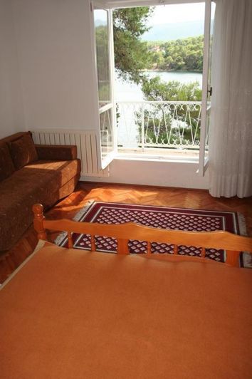 Image No.10-Propriété de 5 chambres à vendre à Vrboska